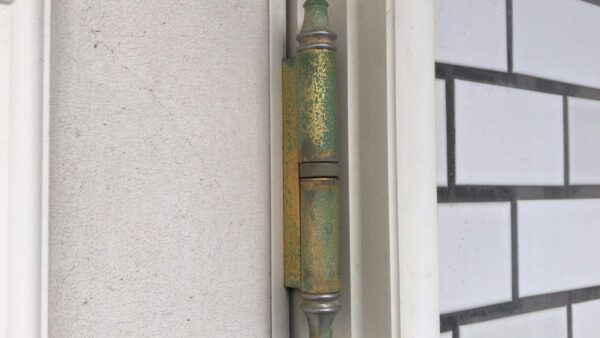 補修例　玄関ドア