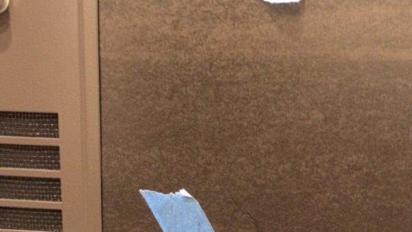 補修例　玄関ドア