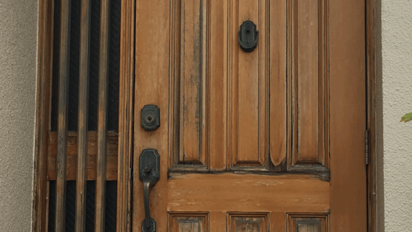 玄関ドアリフォーム