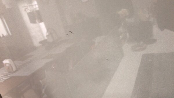 補修例　キッチンパネル　鏡面