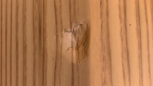 補修例　無垢フローリング